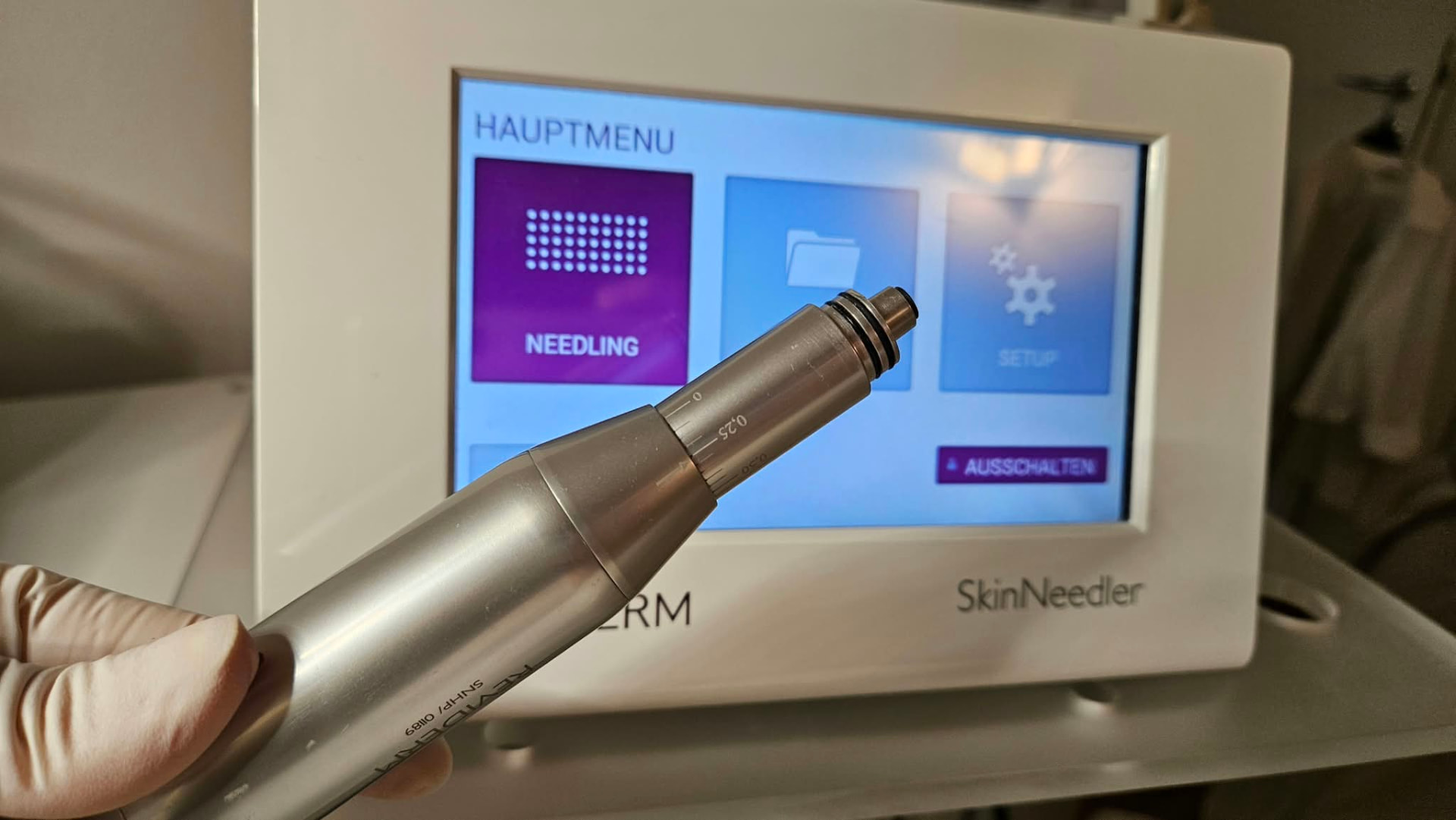 REVIDERM SkinNeedler Handstück und Gerät bei Beautylife Fellbach